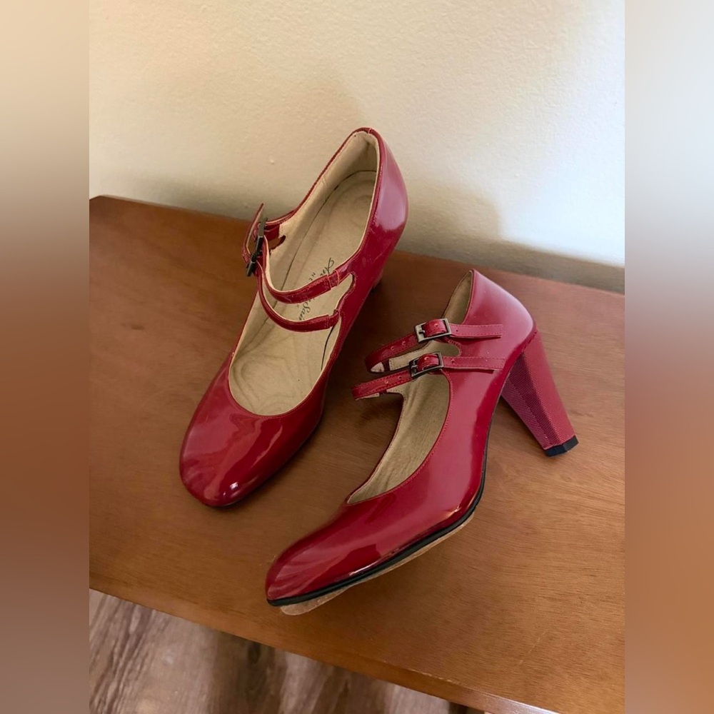 Cherry Red Patent Leather Strappy Round Toe Mary Jane Heels - Like New! Size 5.5